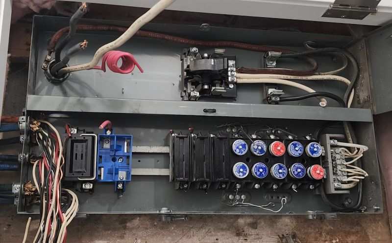King City fuse box upgrade by Ontime Electric